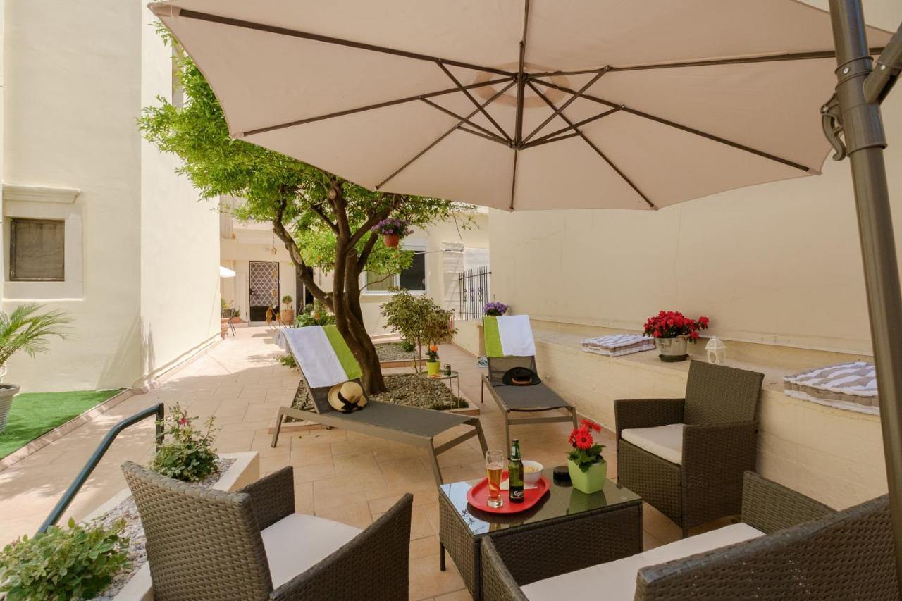 Home With Courtyard In Beating Heart Of Old Town! Chania  Exterior foto