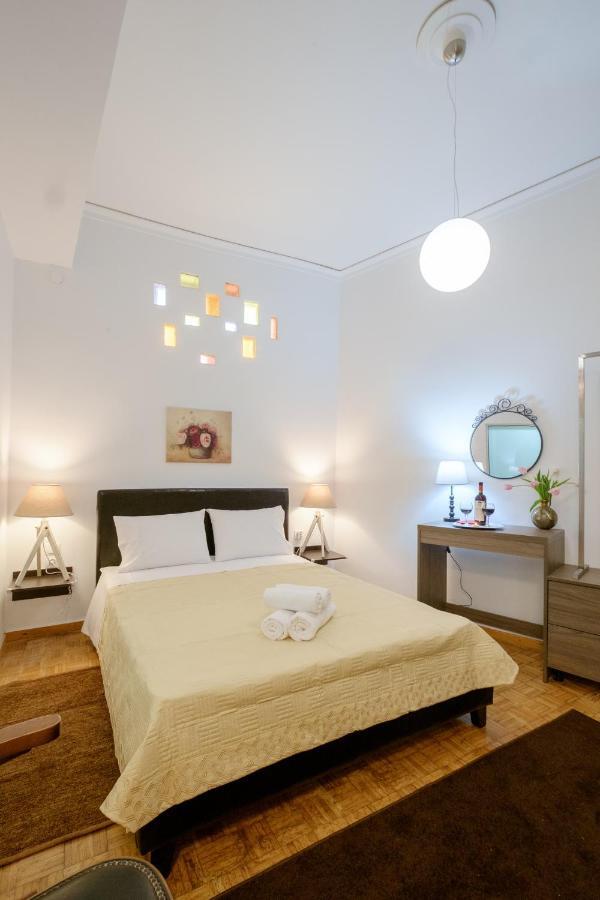 Home With Courtyard In Beating Heart Of Old Town! Chania  Exterior foto